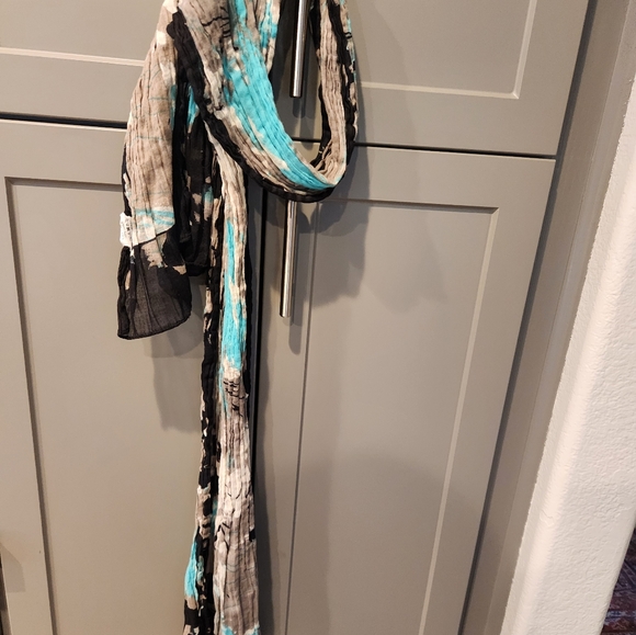 Light Weight Scarf - Cotton Blend - Picture 9 of 11